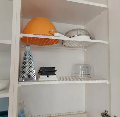 아파트 Spacious With Balcony Long 반타