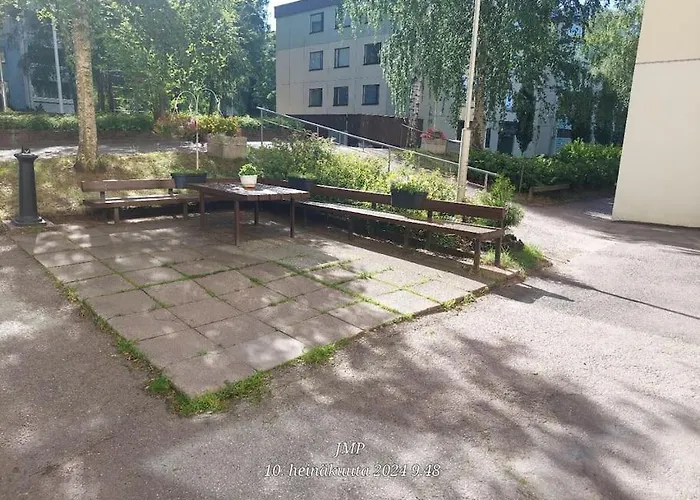 Spacious With Balcony Long